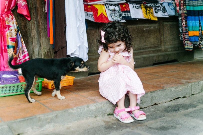 dog and kid 2 in hoian taken by hoian family photographer